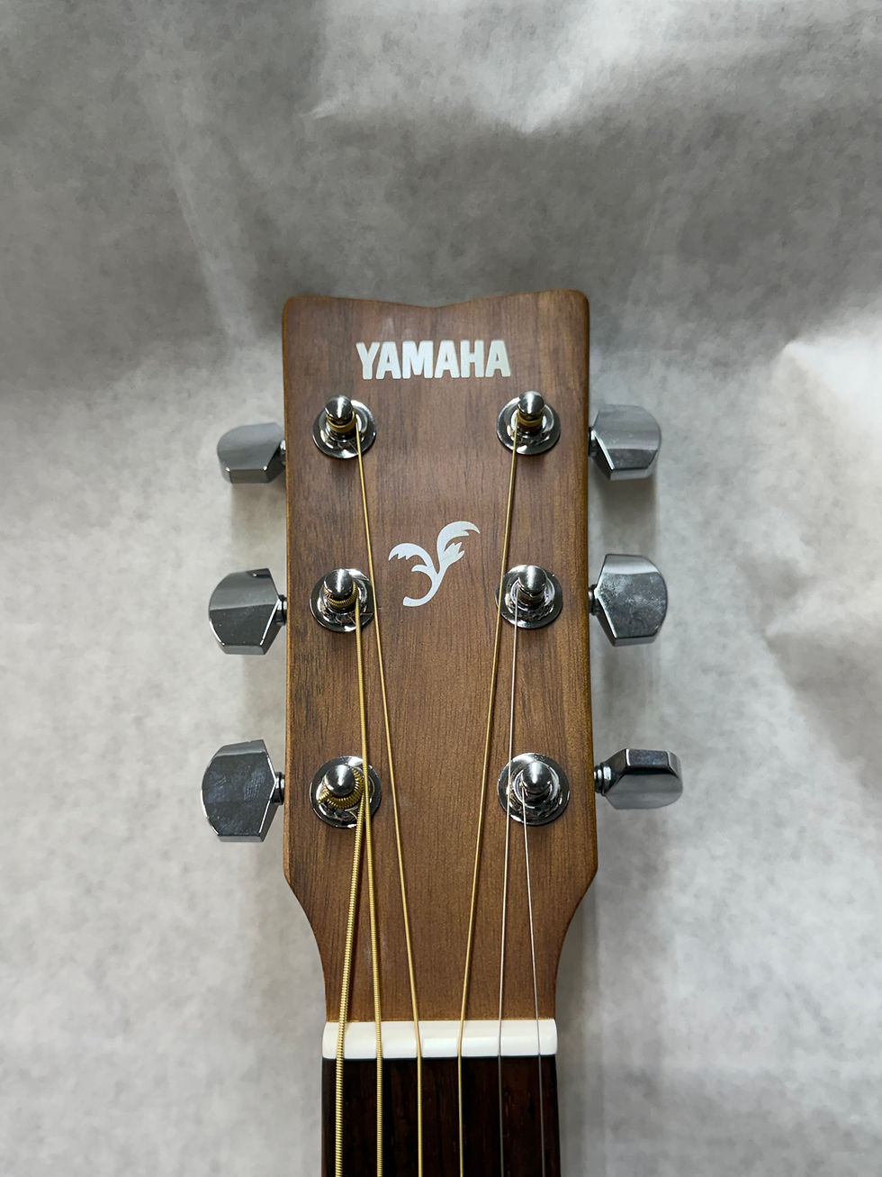 Thumbnail: Yamaha F-310 Acoustic Dreadnought Guitar