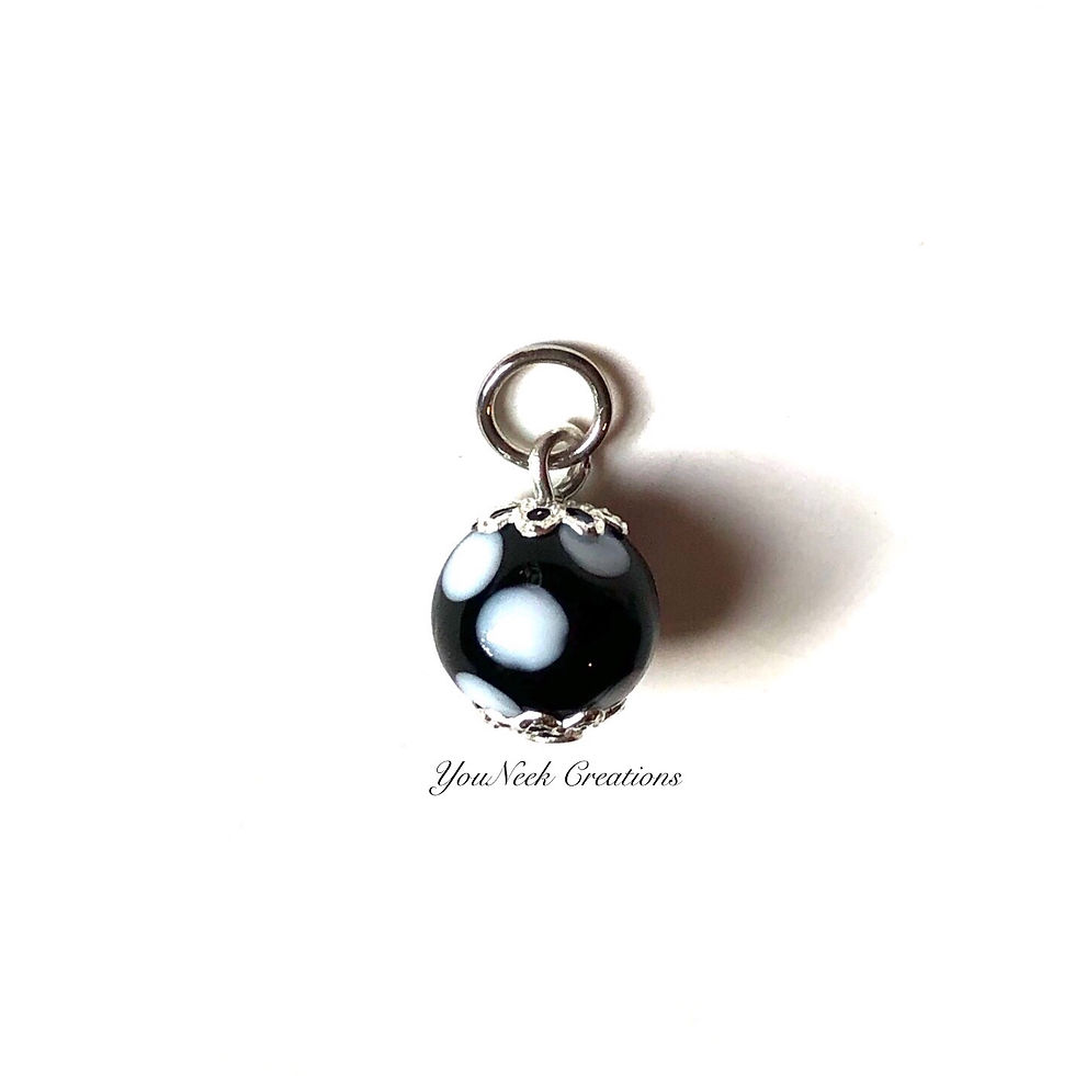 Thumbnail: Conta Di Ojo Pendant (10mm-with bead caps)