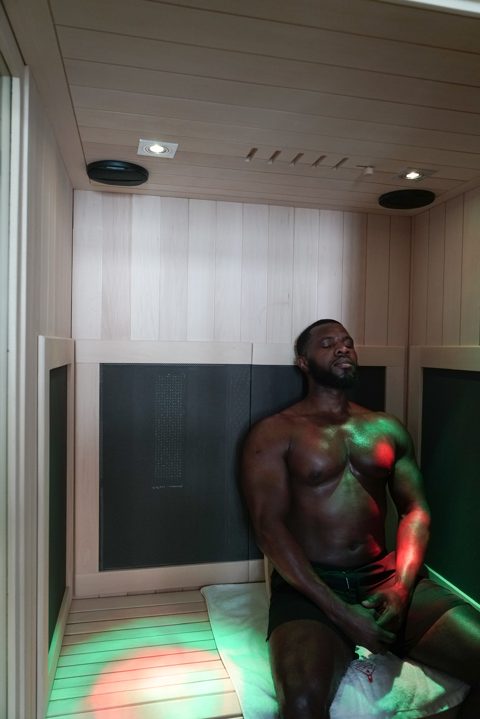 INFRARED SAUNA | The Biohack Lab