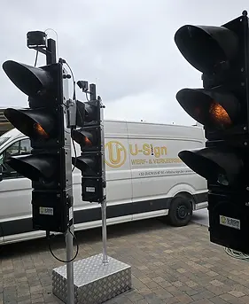 Slimme verkeerslichten met voertuigendetectie en bedienbaar met afstandsbediening van U-Si