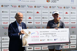 Consegna dell'assegno