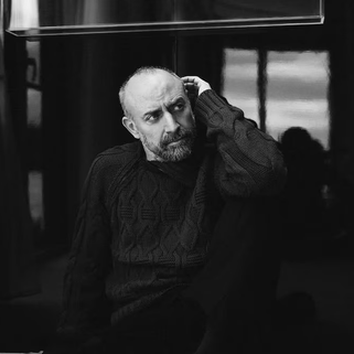 Halit Ergenç, el actor que interpretó a Onur en “Las mil y una noches” fue condenado a prisión