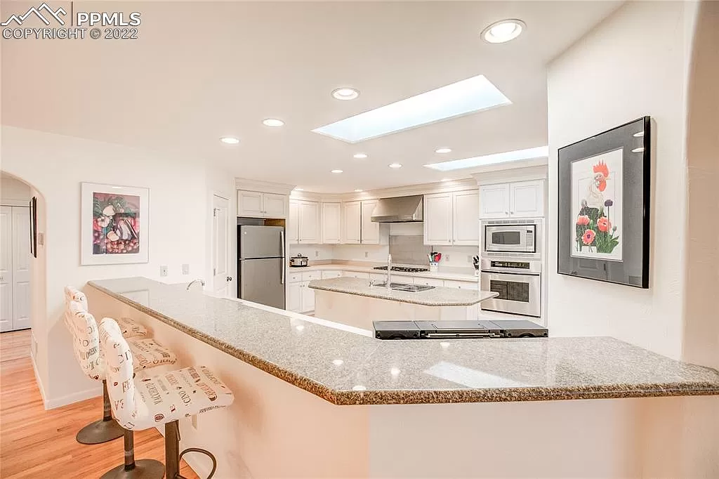 Old Kitchen1