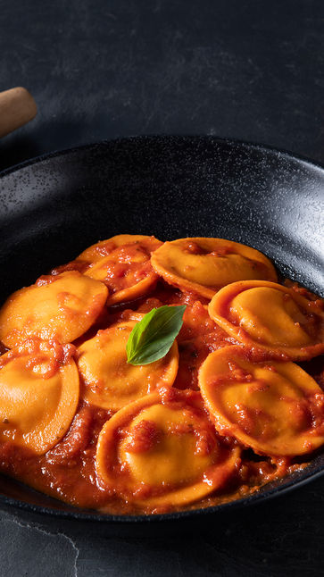 רביולי ברוטב עגבניות 