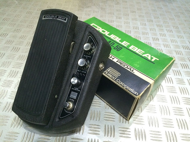 Roland DOUBLE BEAT AD-50 ワウ＆ファズペダル