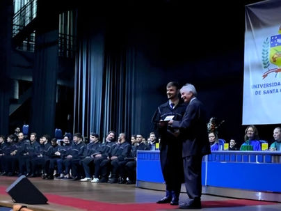 🎓 Engenharia que inspira: ACE homenageia destaque da UFSC na formatura 2025-2