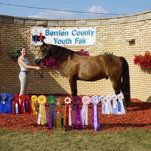 Lucy Logsdon has successful week at Berrien County Youth Fair