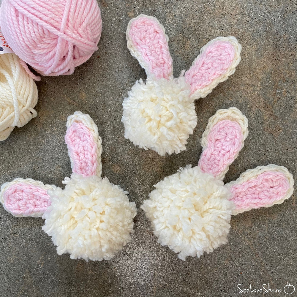 Bunny Tail Poms Free Crochet Pattern