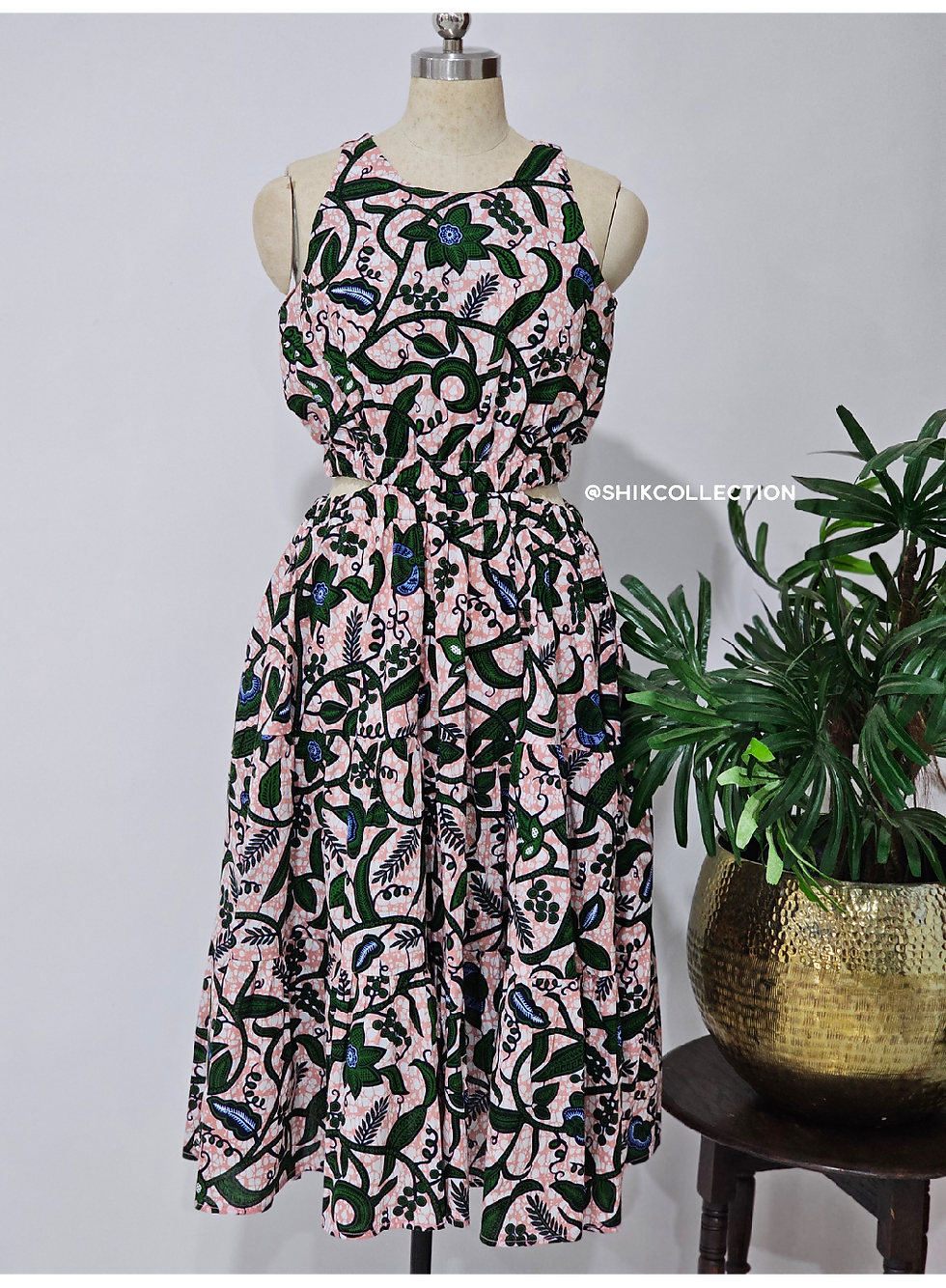 Thumbnail: MAMARA DRESS