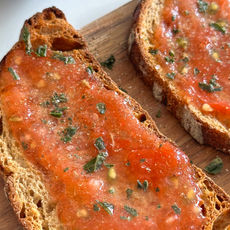 Bruschetta à la tomates et à l’ail
