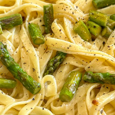 Pâtes aux asperges, citron et parmesan