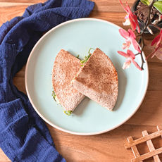 Piadina à la mozzarella et à la bresaola 