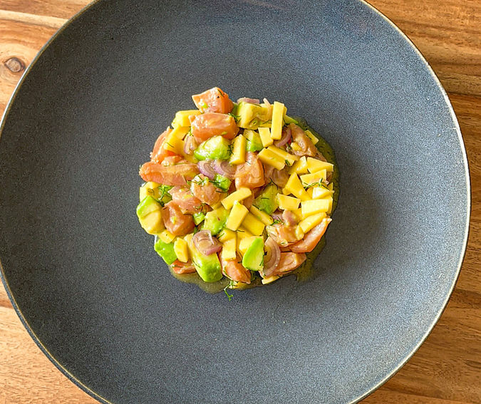 Tartare saumon, avocat et mangue