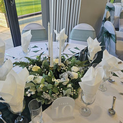 Tchaikovsky circular table