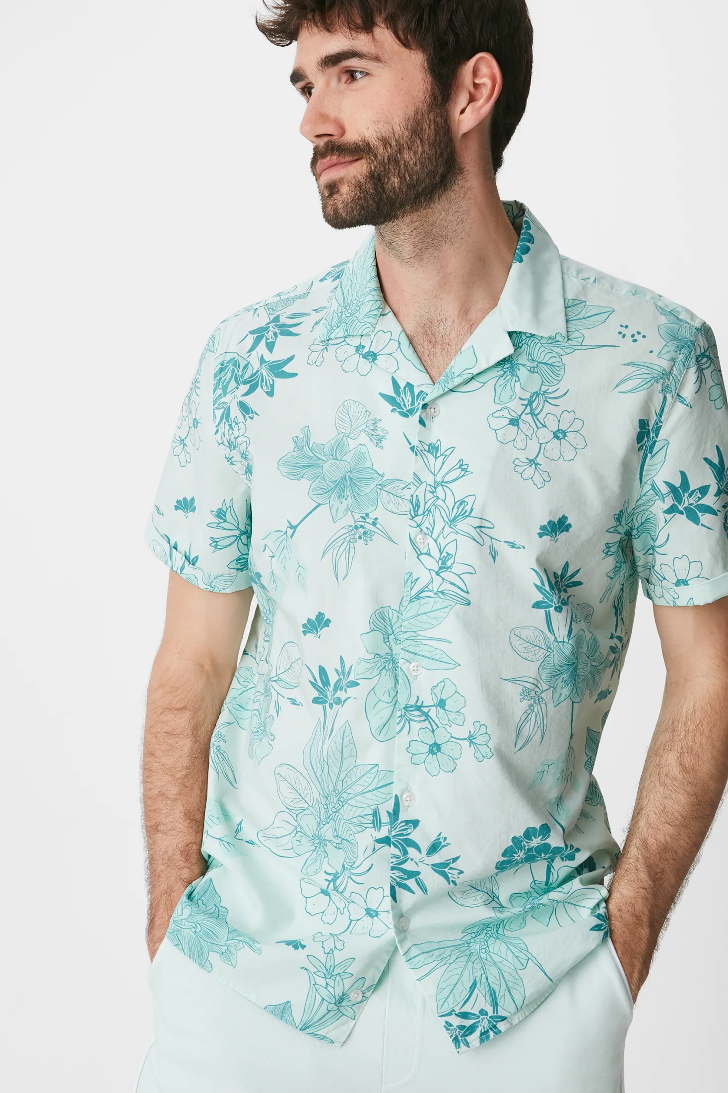 Camisa azul cielo/rosa estampado floral hawaiana