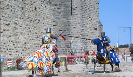 holiday gite in Languedoc France, holiday home in Corbieres, France, chambre d'hote, rent a holiday cottage in France, rent a holiday house in France, Languedoc, Corbieres, Aude, Southern France, Carcassone, Canal du Midi, Narbonne, Montpelier, Perpignan,