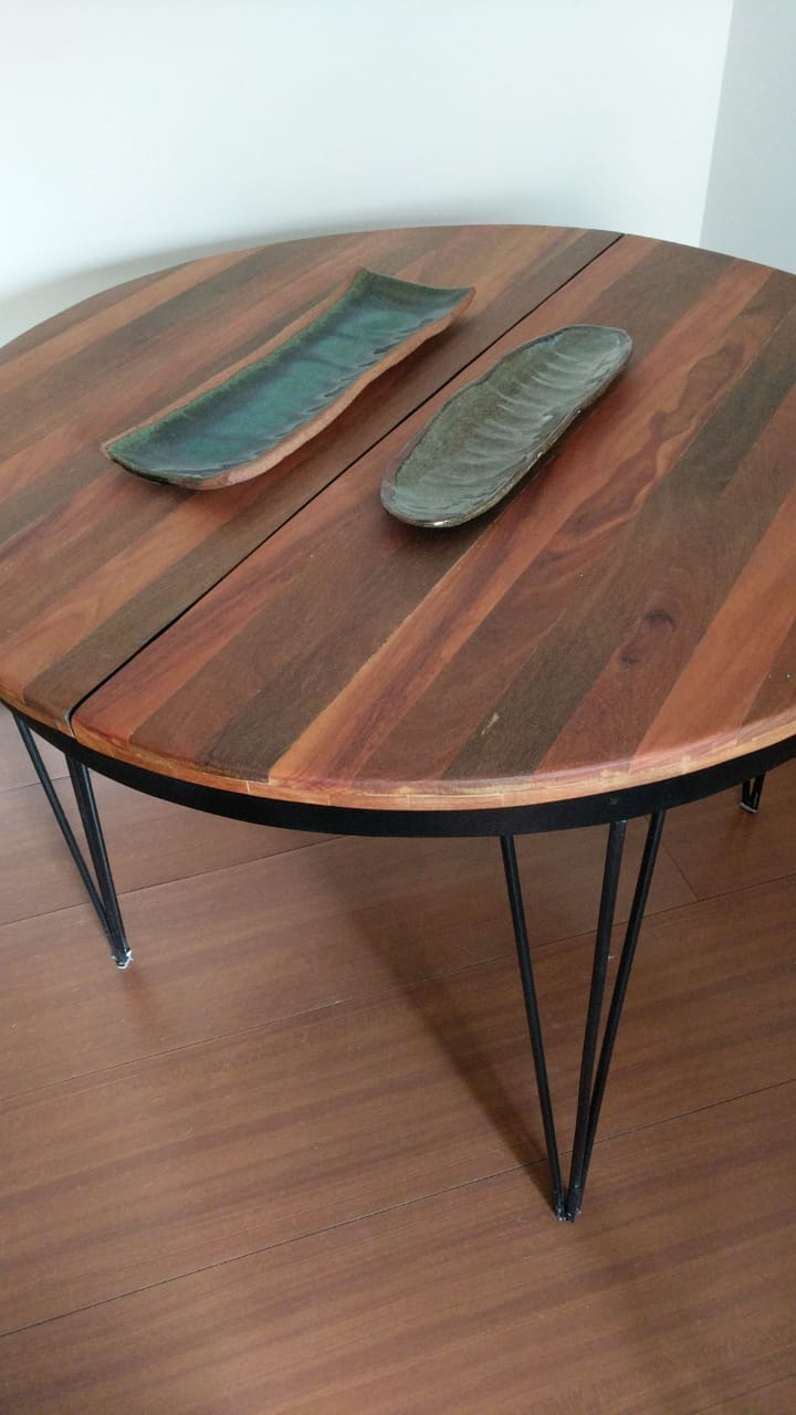 MESA ELÁSTICA DESIGN DINAMARQUES