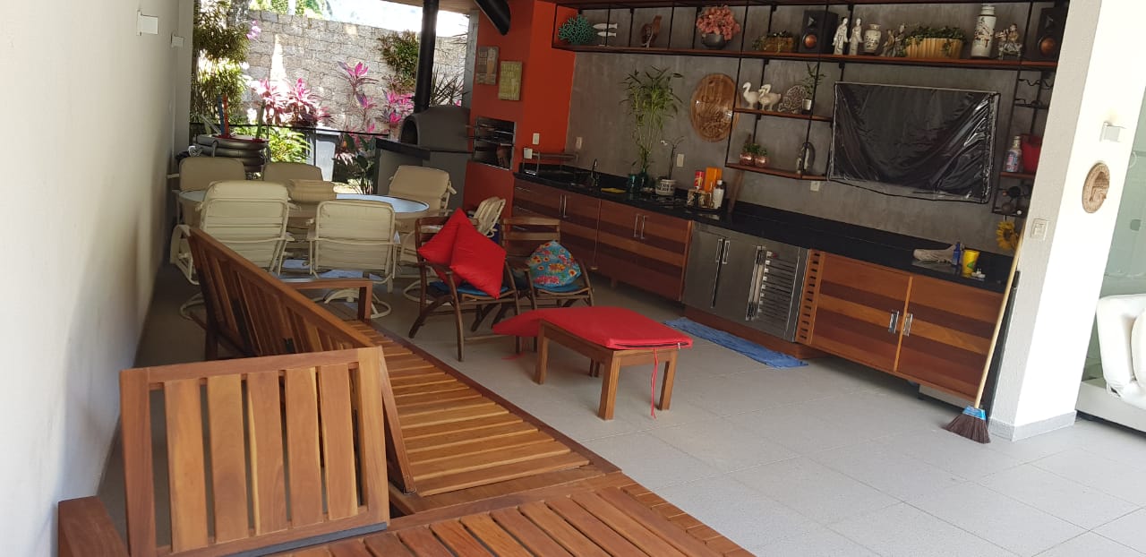 SOFÁ E CHAISE RIPAS DE FREIJÓ