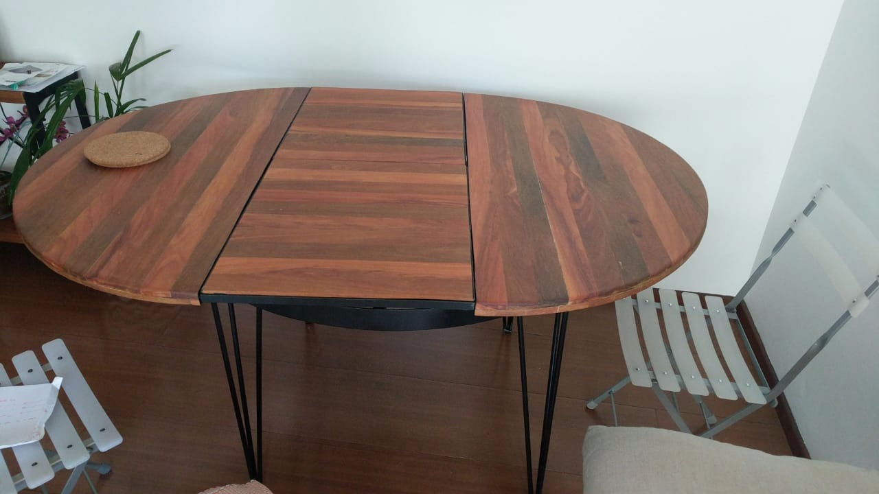 MESA ELÁSTICA DESIGN DINAMARQUES