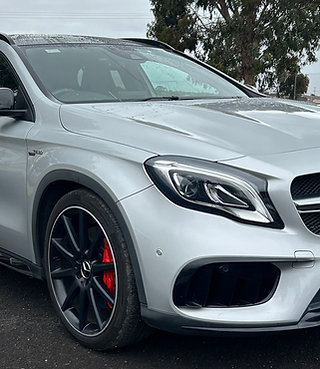 MERCEDES-BENZ GLA45 AMG 4MATIC