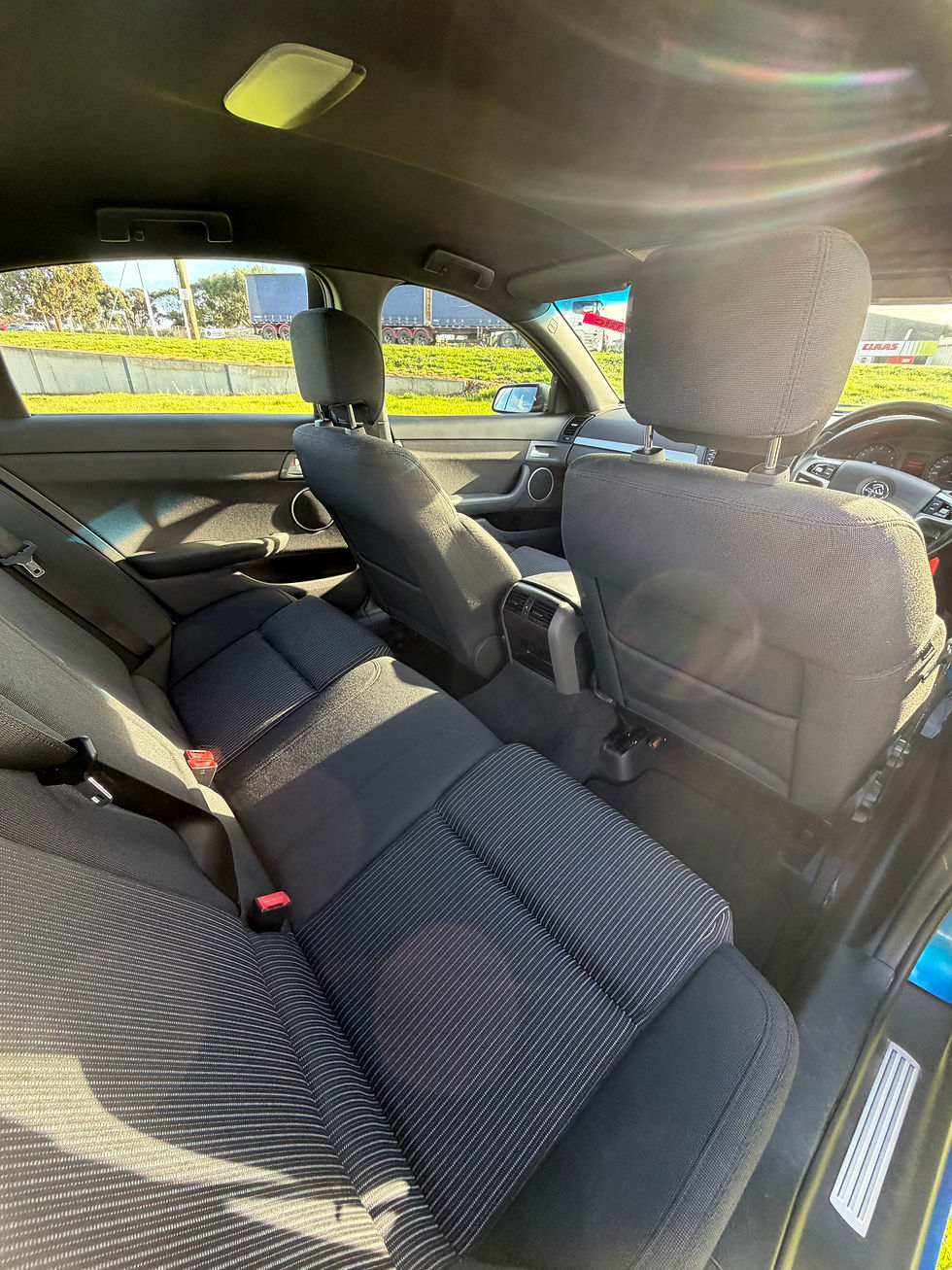 Thumbnail: HOLDEN COMMODORE SV6