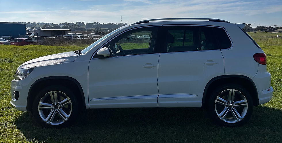 Thumbnail: VOLKSWAGEN TIGUAN TSI R-LINE