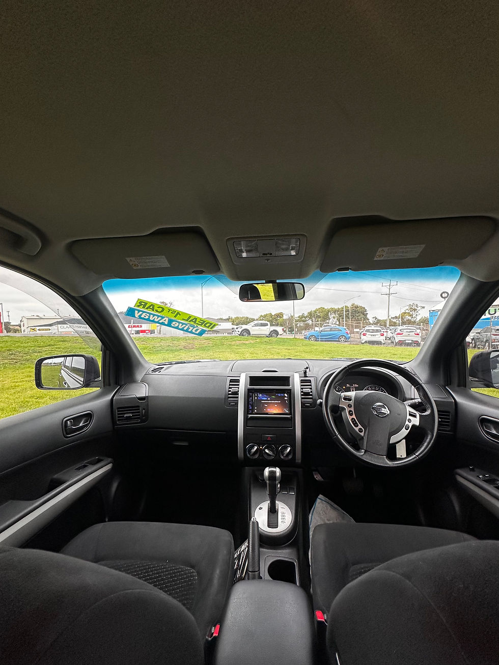 Thumbnail: NISSAN X-TRAIL