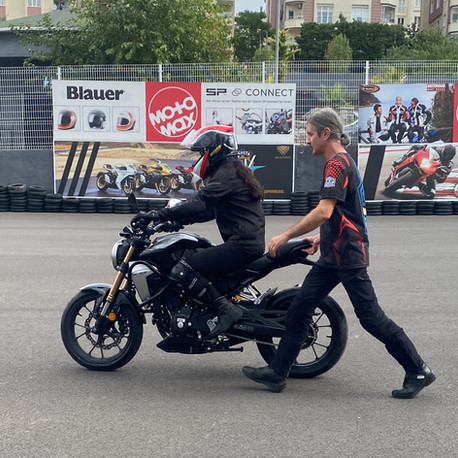 Motosiklet Temel Hakimiyet Teknikleri Başlangıç Eğitimi