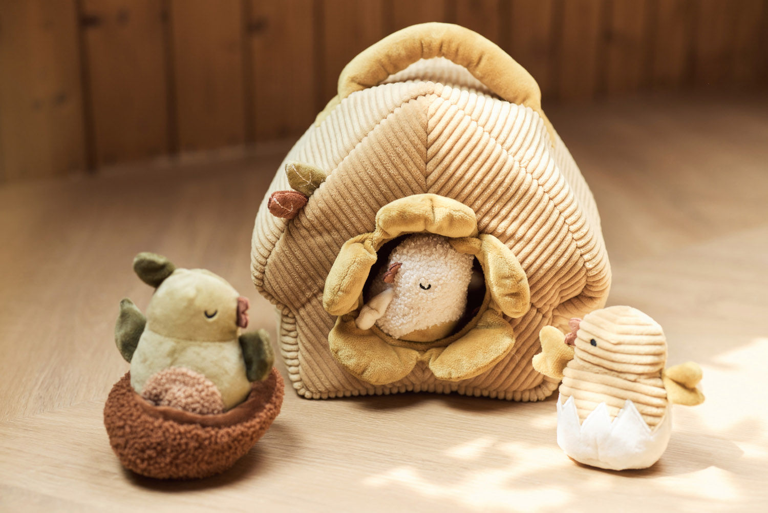 JOUET D’ACTIVITÉ CACHE-CACHE