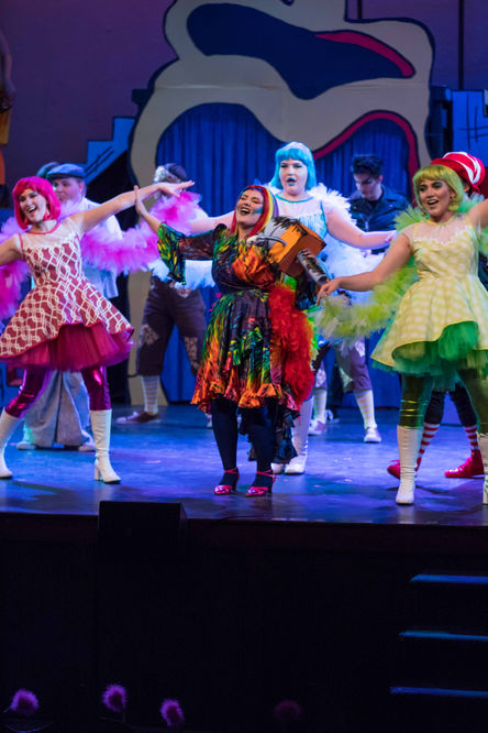 2018_SUT-Seussical_007.jpg