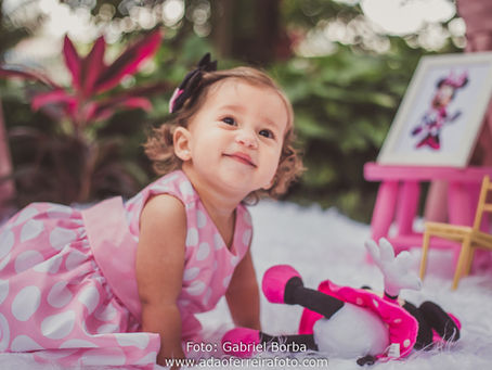 Smash the cake Isabela! Minnie Rosa