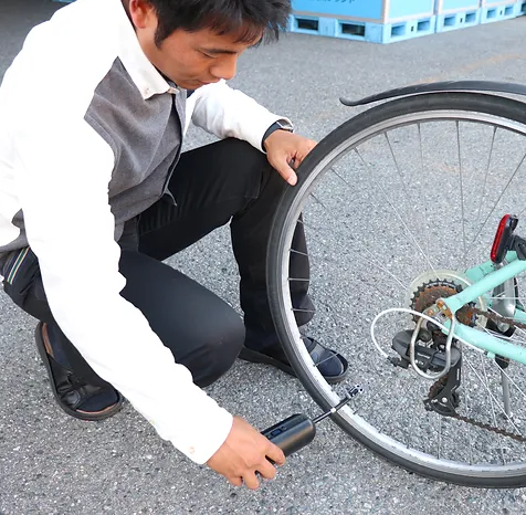 充電式 電動空気入れ Airpon エアポン スリーアールソリューション株式会社