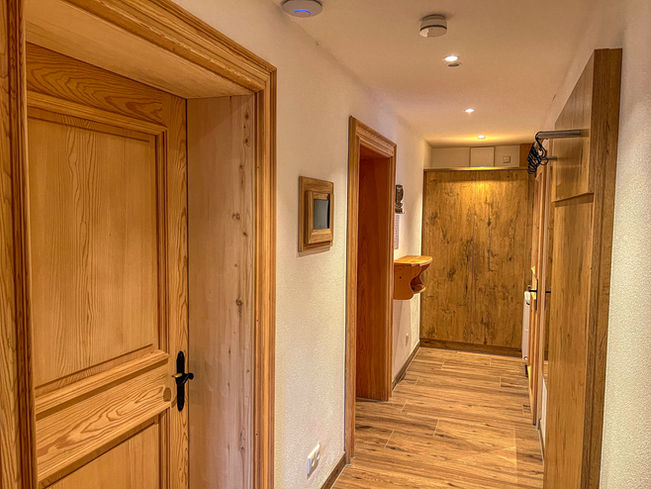 gentian hallway