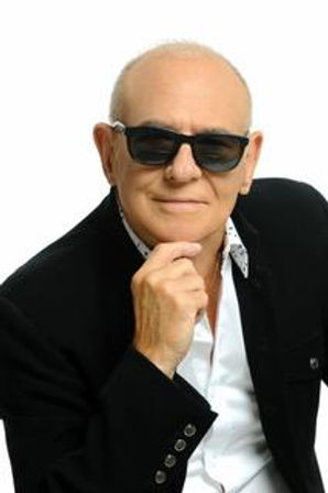 ROBERTO LIVI FOTO AUTOR E INTERPRETEjpg