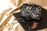 A&A Cosmetic Pouch Lace