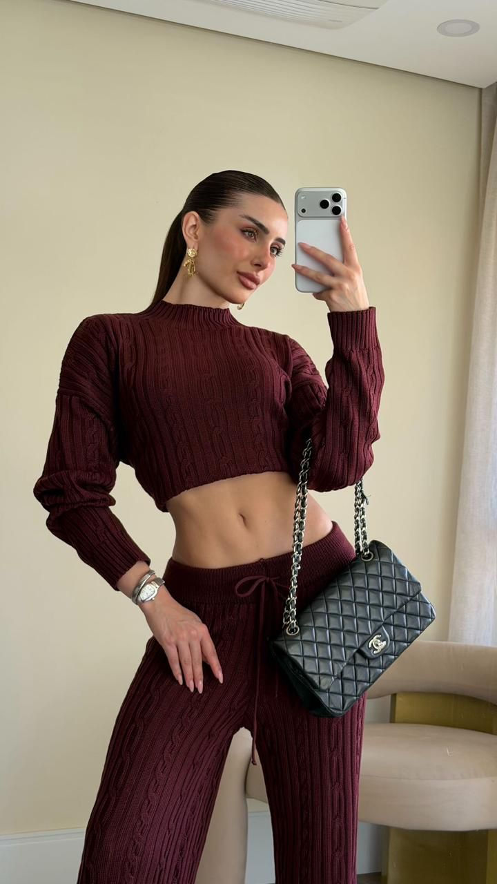 Miniatura: Conjunto Leona