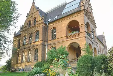 Schloss Vorderseite van Hill Group