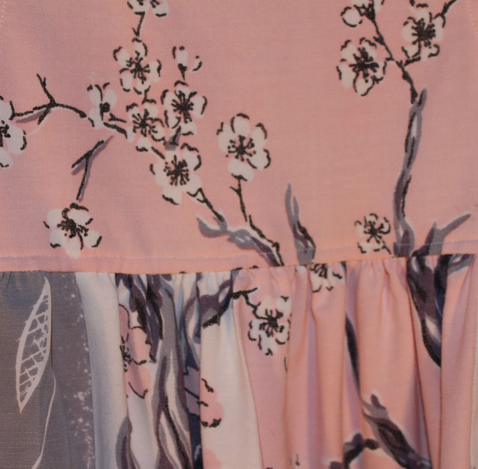 Thumbnail: Pink and gray dress