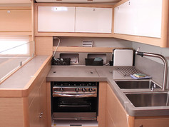 Cavo Yachting - Dufour 530