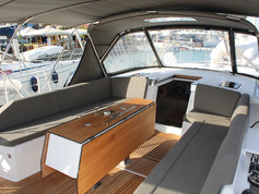 Cavo Yachting - Dufour 530