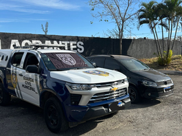 Carro furtado é localizado pela GCM no Conjunto Uirapuru