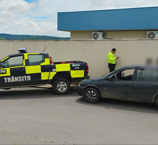 SMT flagra transporte irregular de crianças em Senador Canedo