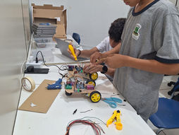 Projeto de robótica transforma o ensino em Senador Canedo