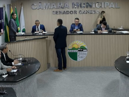 Vinicius Pires assume cadeira na Câmara Municipal de Senador Canedo