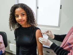 Vacinação contra HPV para jovens de 15 a 19 anos segue até dezembro em Senador Canedo