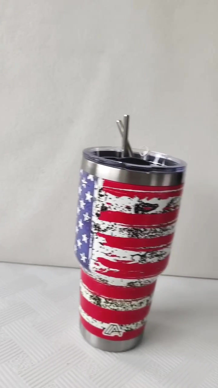 Thumbnail: Tumbler 20oz Stainless Steel, Vacuum Insulated w/MagSlider Lid, USA Flag Theme,
