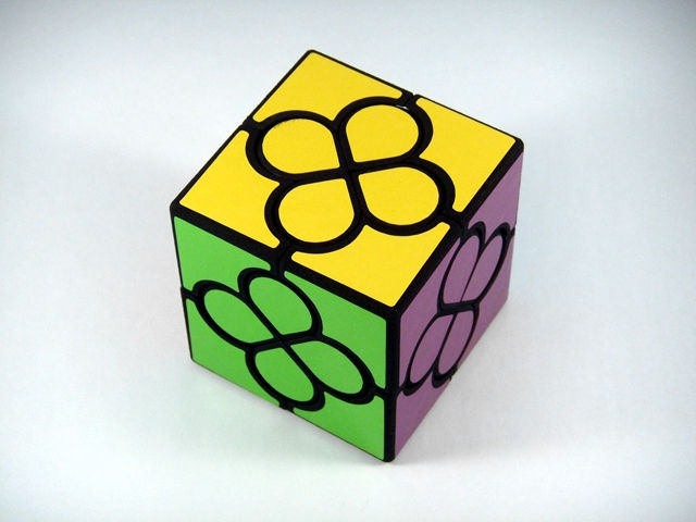 Lucky Clover Cube