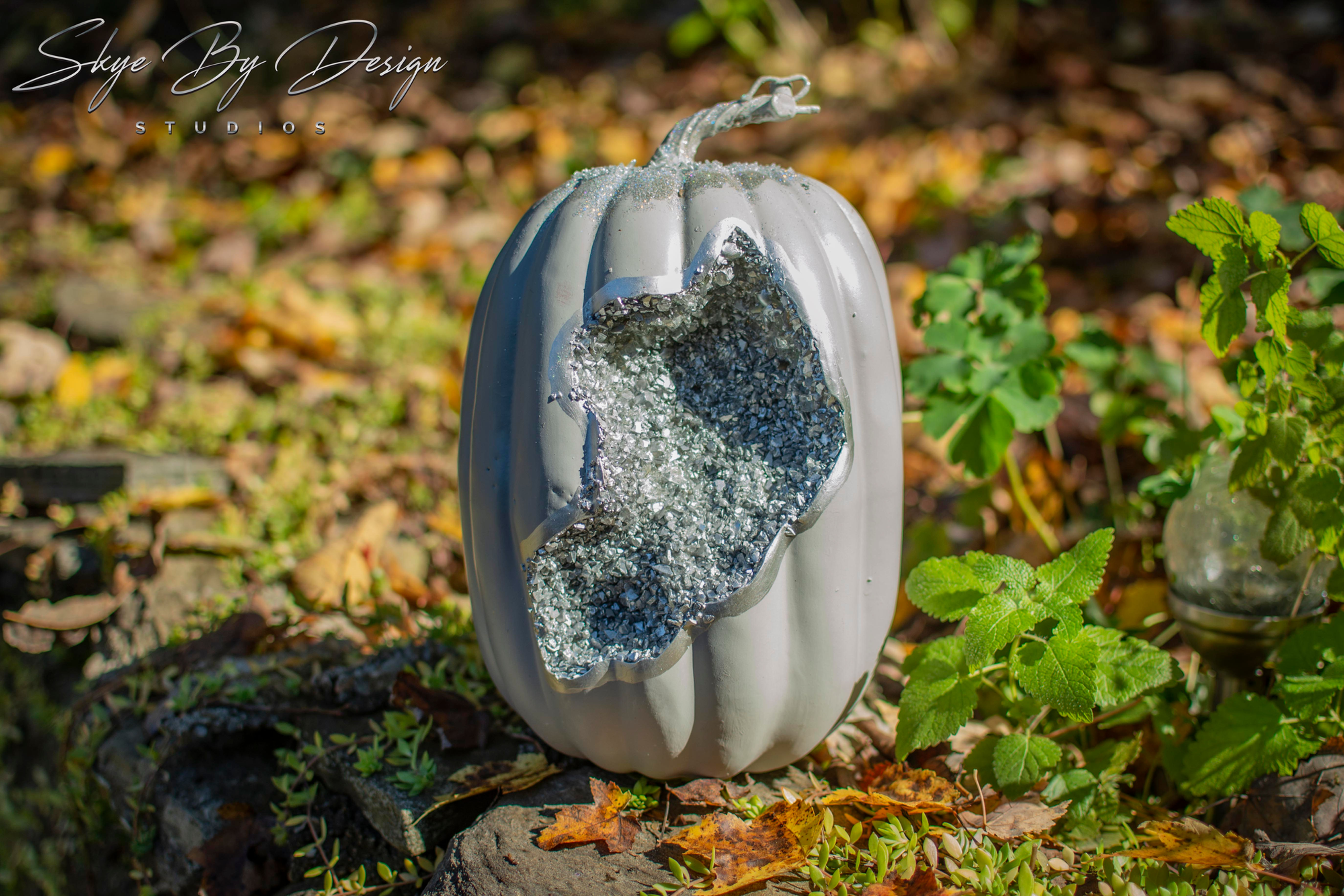 Large Crystal Pumpkin - Driftwood Grey