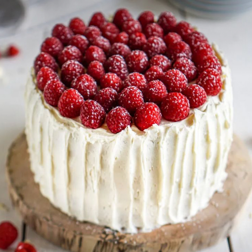 White Chocolate Raspberry Cake