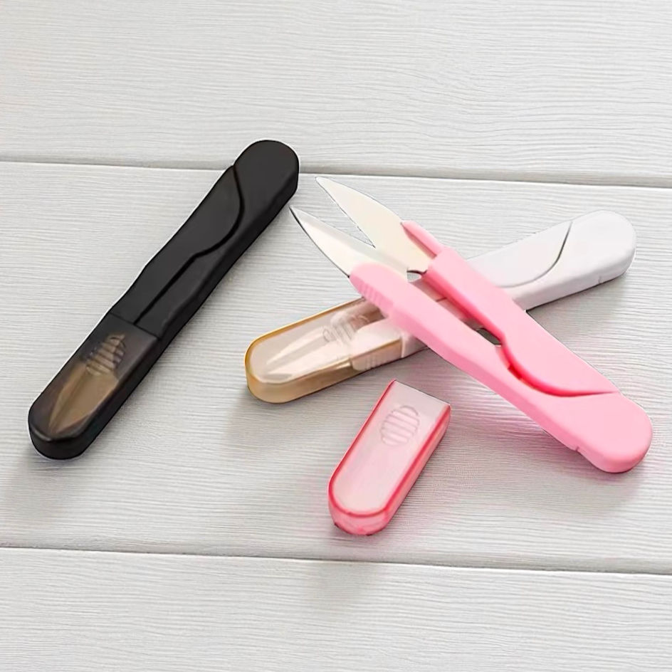 Yarn Snips – Portable Mini Thread Scissors with Protective Cover